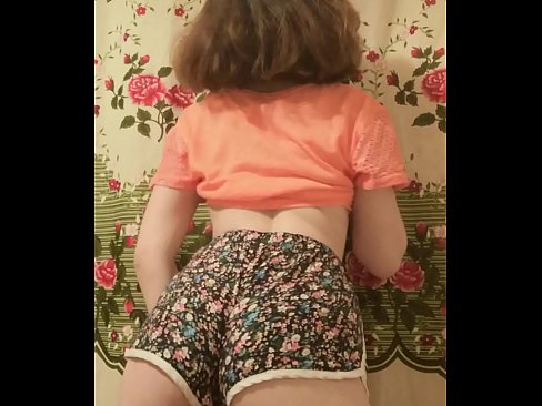 ❤️ Sexy ung babe tar av seg shortsen på kamera ❌ Sexvideo hos oss no.kutjeporno.ru
